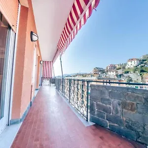 casa-luca-wifi-parcheggio.hotelitalianriviera.com/