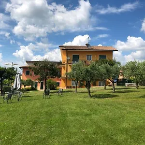 Apartment View & Free Parking, Pastrengo